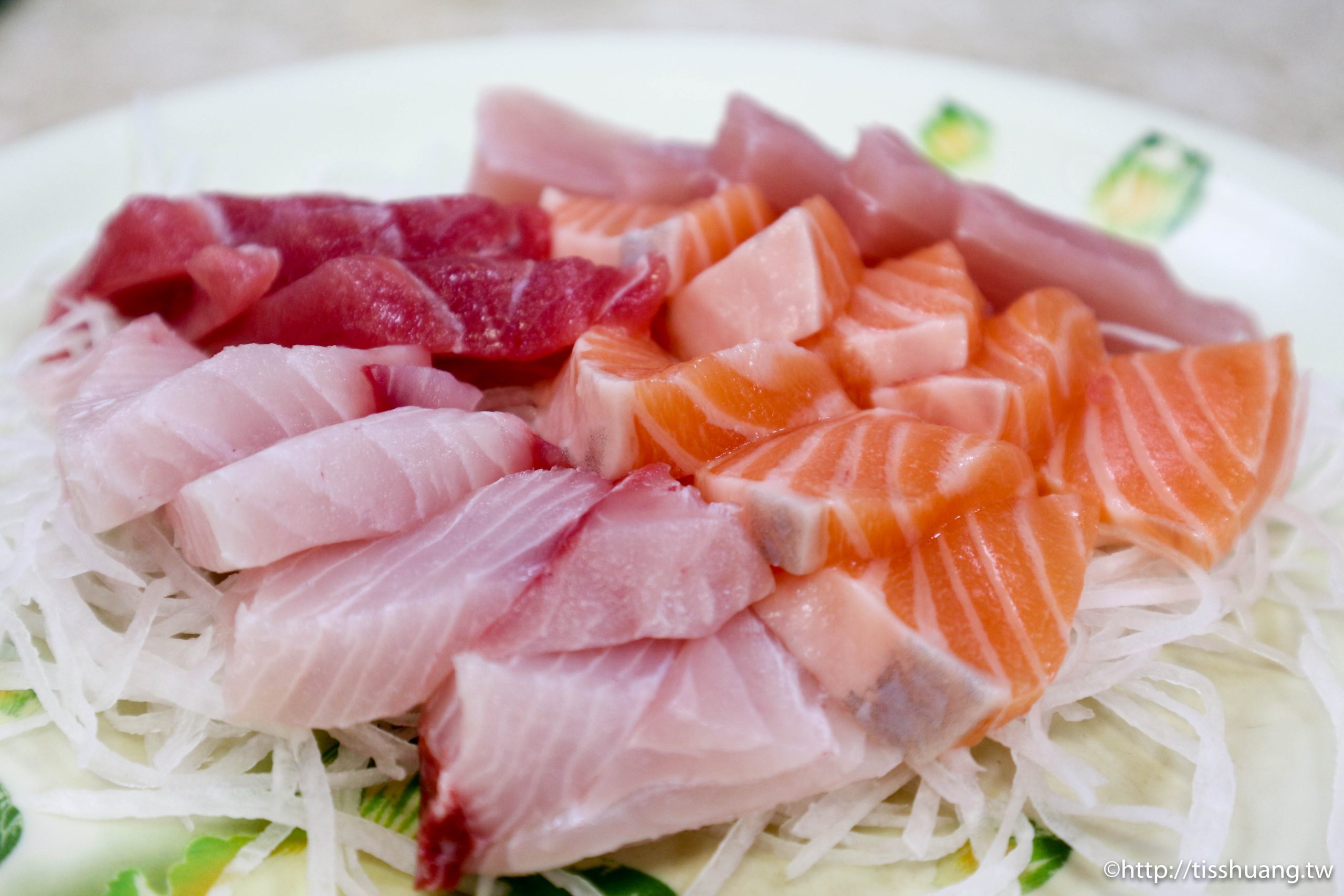 基隆美食｜榮生魚片｜基隆在地人都指名必吃的海產店