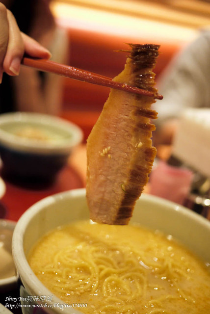 [食記]排隊美食朝聖去-來自日本北海道的山頭火拉麵