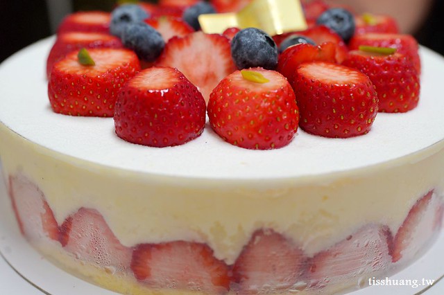 Le Ruban Pâtisserie 法朋烘焙甜點坊｜草莓芙蓮蛋糕(草莓季限定)｜因為妳值得最好的蛋糕