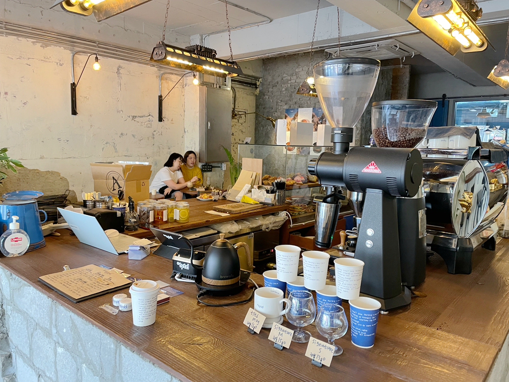 【tytd 베이커리 카페】韓國弘大咖啡廳推薦，Dirty可頌配咖啡